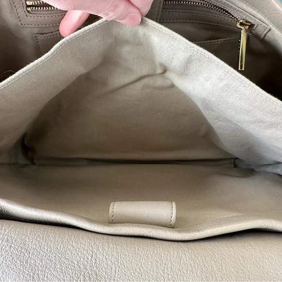 Cuyana Leather Convertible Satchel Backpack Tote Bag in Taupe - Picture 6 of 13